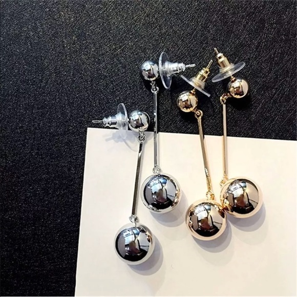 🎉BLACK FRIDAY SALE! 🎉 Ball Drop Earrings - Picture 2 of 4